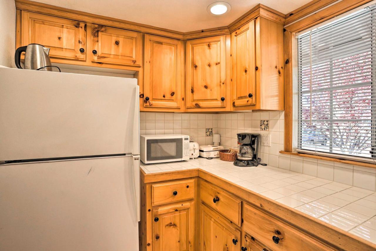 The Knotty Pine Cottage In Big Bear, 4 Mi To Ski Биг-Бэар-Сити Экстерьер фото